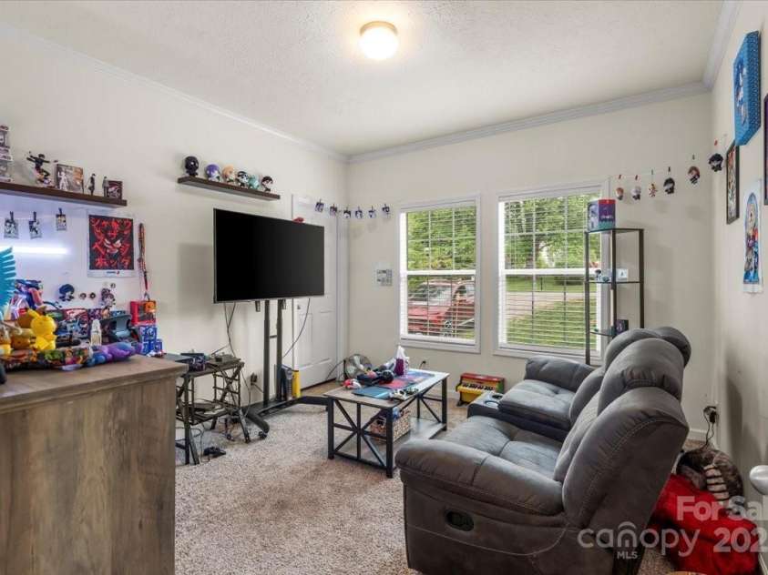 113 Robinette Lane, Statesville, NC 28625.  MLS# CAR4261494, YatesRealty ID 14570. 