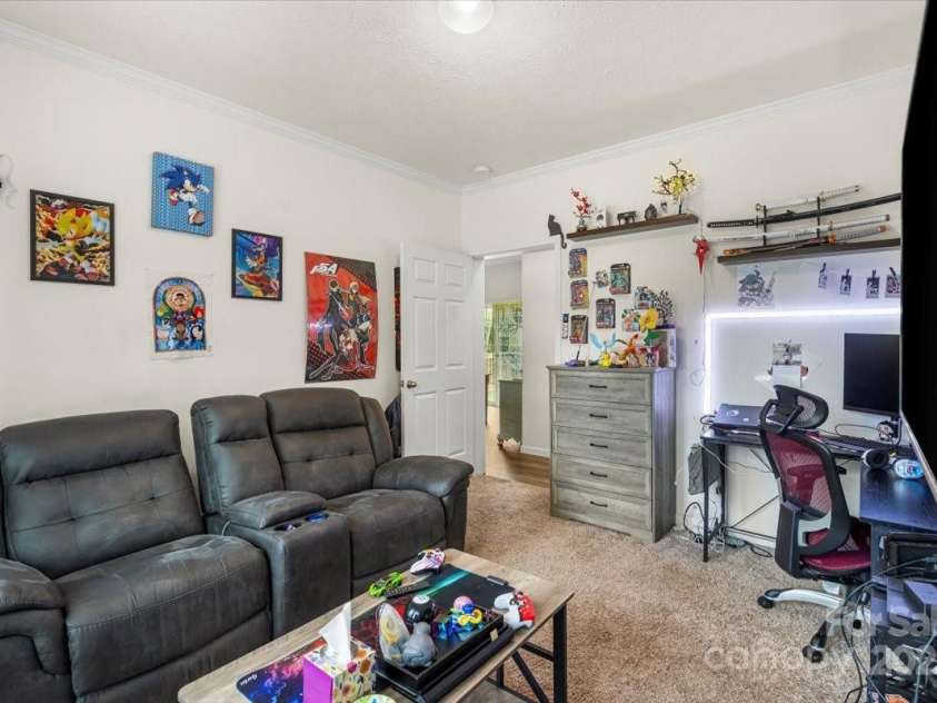 113 Robinette Lane, Statesville, NC 28625.  MLS# CAR4261494, YatesRealty ID 14570. 