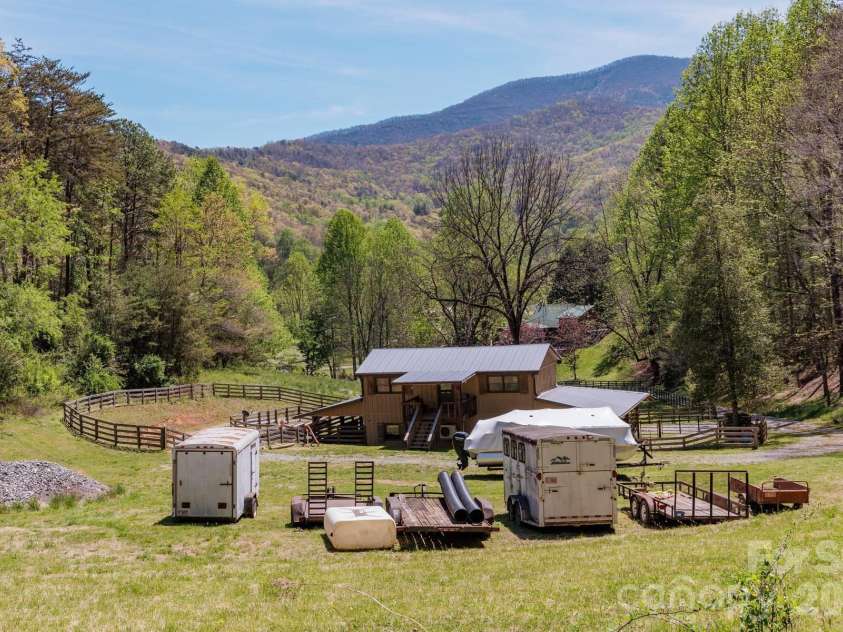 440 Huskey Road, Bryson City, NC 28713.  MLS# CAR4373659, YatesRealty ID 14570. Backside of barn