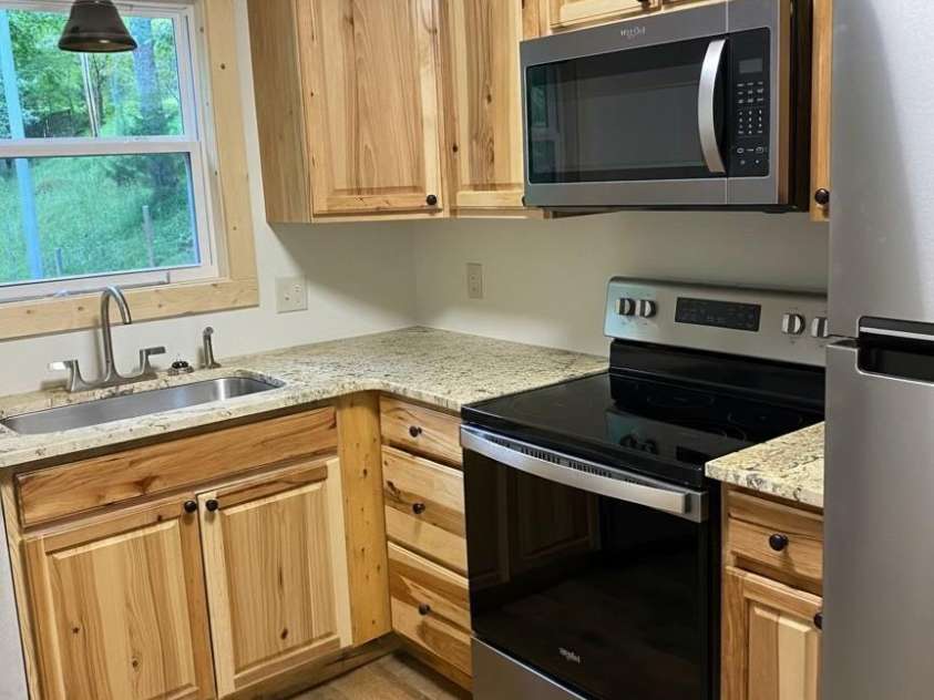 440 Huskey Road, Bryson City, NC 28713.  MLS# CAR4373659, YatesRealty ID 14570. Guesthouse Kitchen