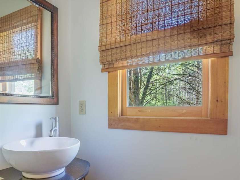 440 Huskey Road, Bryson City, NC 28713.  MLS# CAR4373659, YatesRealty ID 14570. Half Bath Main House