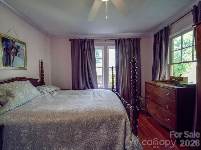 907 Edgewood Circle, Gastonia, NC 28052.  MLS# CAR4373699, YatesRealty ID 14571. Bedroom/Can also be used as Bonus Room
