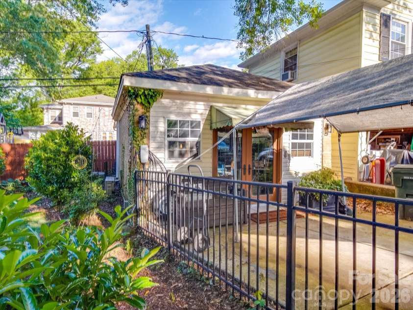 907 Edgewood Circle, Gastonia, NC 28052.  MLS# CAR4373699, YatesRealty ID 14571. Studio with water and mini-split