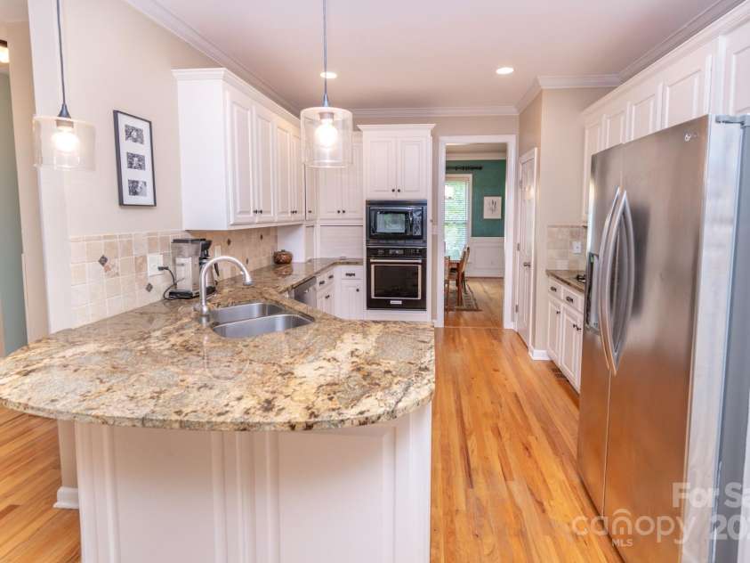 11724 Brambleton Court, Charlotte, NC 28277.  MLS# CAR4257898, YatesRealty ID 14573. 