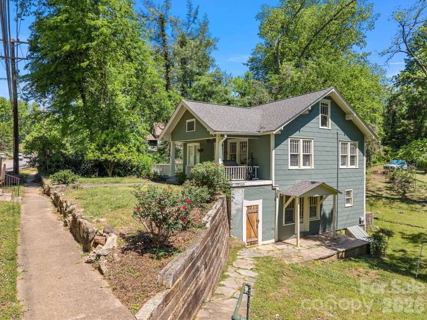 110 Grady Avenue, Tryon, NC 28782.  MLS# CAR4373765, YatesRealty ID 14574. 