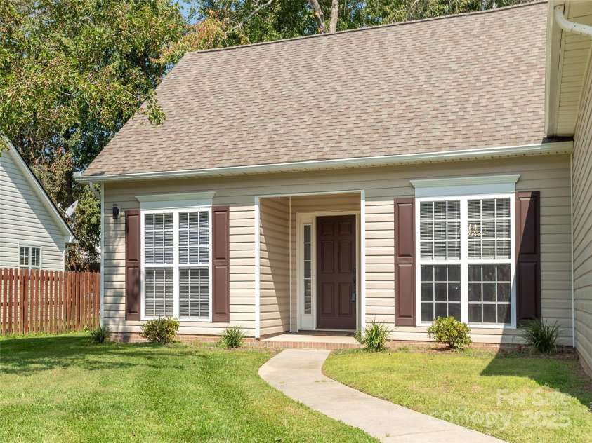 379 Running Briar Road, Fletcher, NC 28732.  MLS# CAR4260749, YatesRealty ID 14574. 