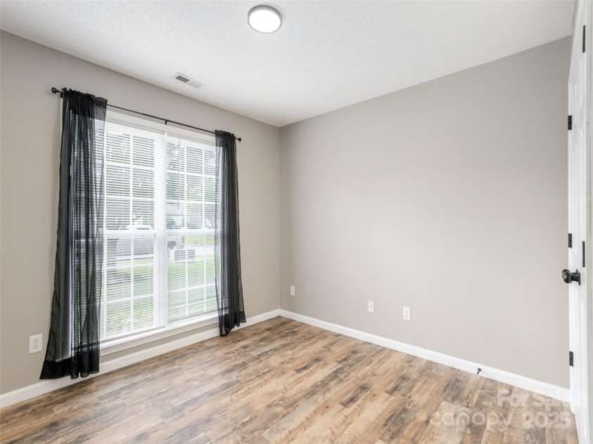 379 Running Briar Road, Fletcher, NC 28732.  MLS# CAR4260749, YatesRealty ID 14574. 