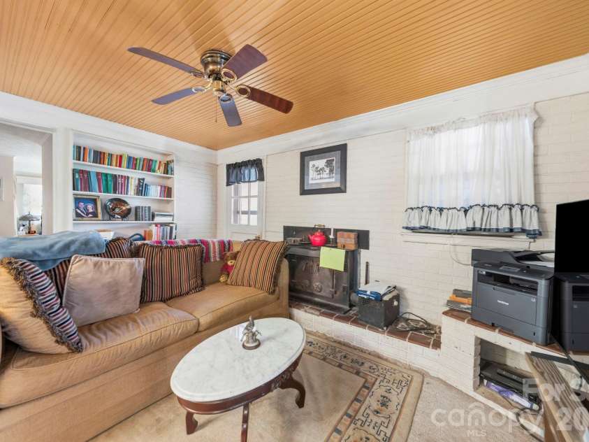 508 Washburn Switch Road, Shelby, NC 28150.  MLS# CAR4358770, YatesRealty ID 14576. 