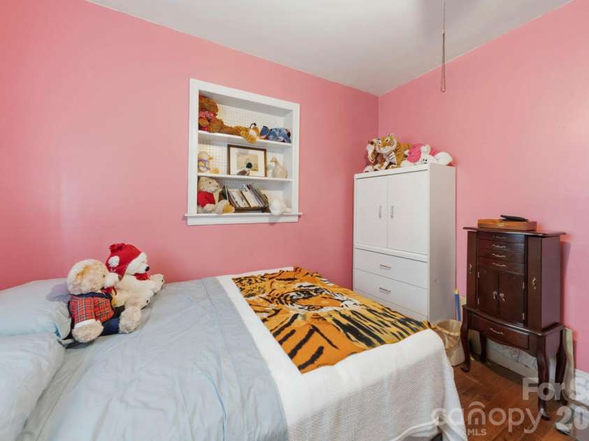 508 Washburn Switch Road, Shelby, NC 28150.  MLS# CAR4358770, YatesRealty ID 14576. 