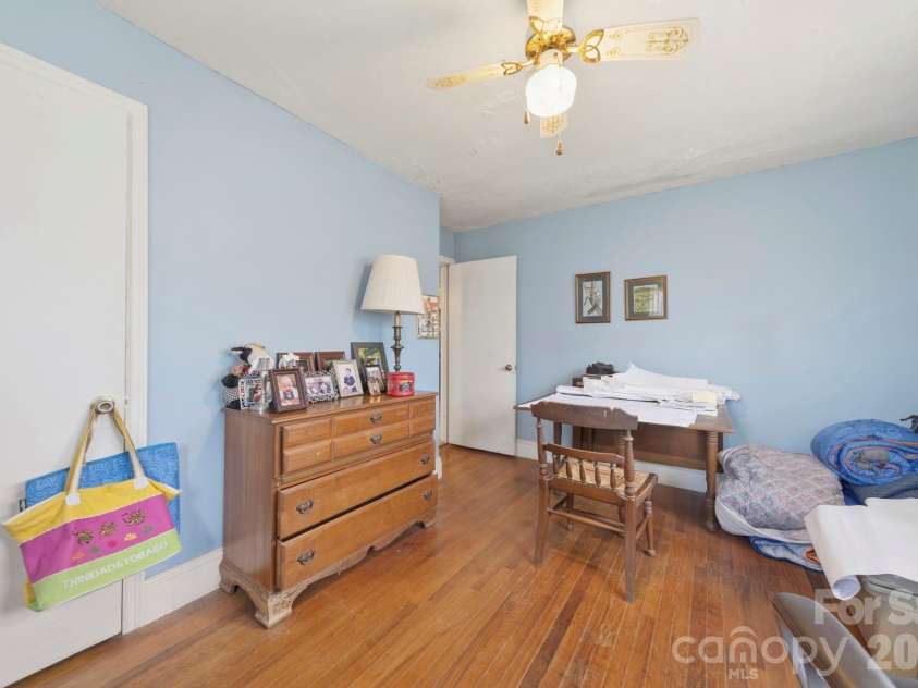508 Washburn Switch Road, Shelby, NC 28150.  MLS# CAR4358770, YatesRealty ID 14576. 