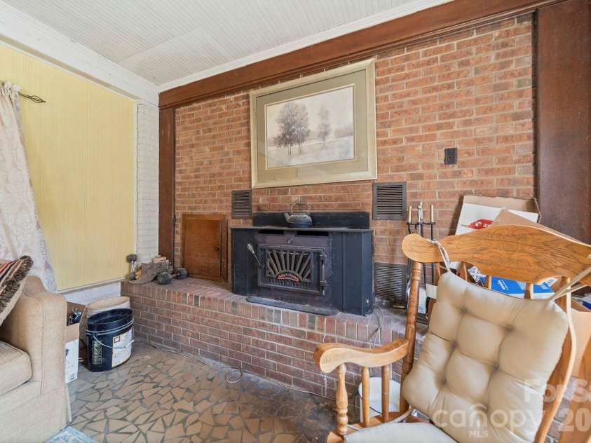 508 Washburn Switch Road, Shelby, NC 28150.  MLS# CAR4358770, YatesRealty ID 14576. 