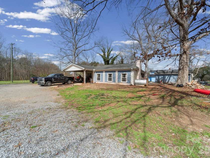 508 Washburn Switch Road, Shelby, NC 28150.  MLS# CAR4358770, YatesRealty ID 14576. 