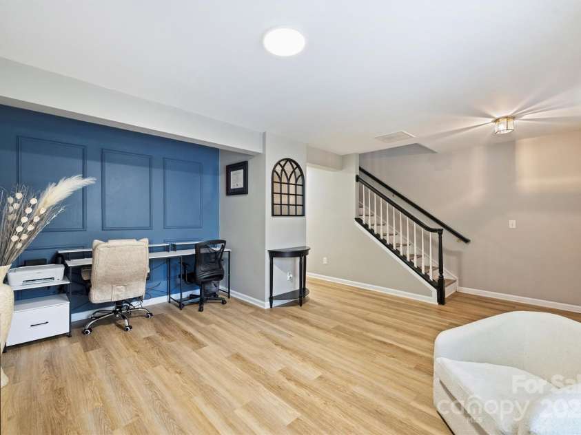 15639 Sir Charles Place, Charlotte, NC 28277.  MLS# CAR4258629, YatesRealty ID 14577. 