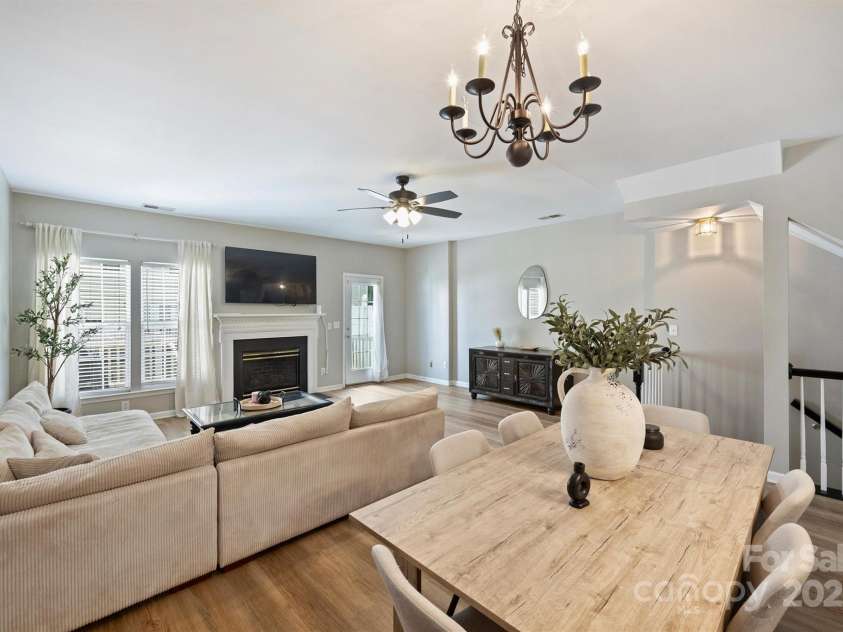 15639 Sir Charles Place, Charlotte, NC 28277.  MLS# CAR4258629, YatesRealty ID 14577. 