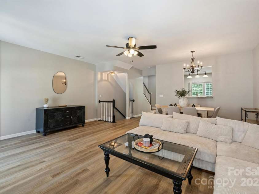 15639 Sir Charles Place, Charlotte, NC 28277.  MLS# CAR4258629, YatesRealty ID 14577. 