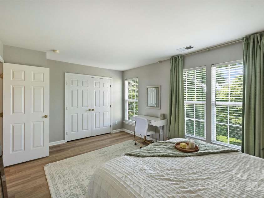 15639 Sir Charles Place, Charlotte, NC 28277.  MLS# CAR4258629, YatesRealty ID 14577. 