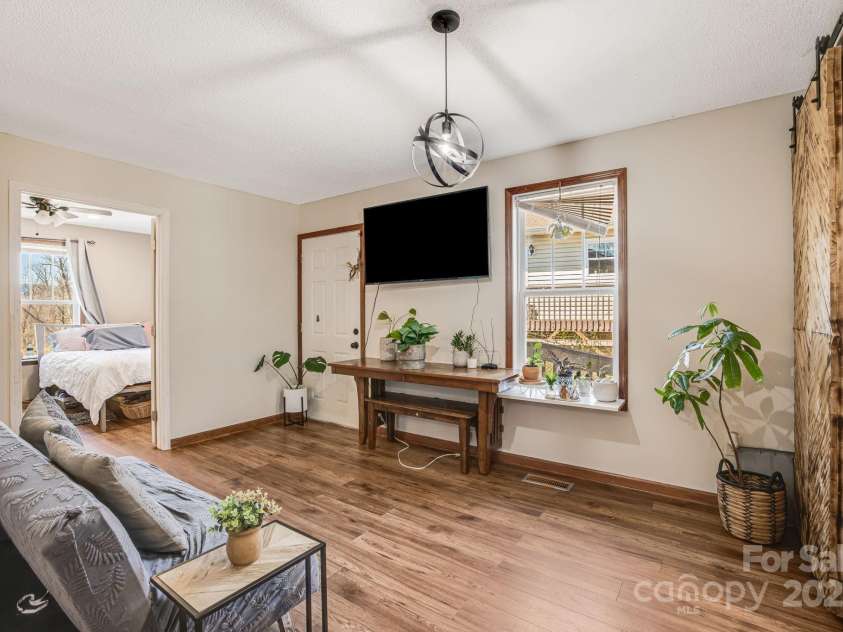 100 Warren Haynes Drive, Asheville, NC 28806.  MLS# CAR4240045, YatesRealty ID 14578. 