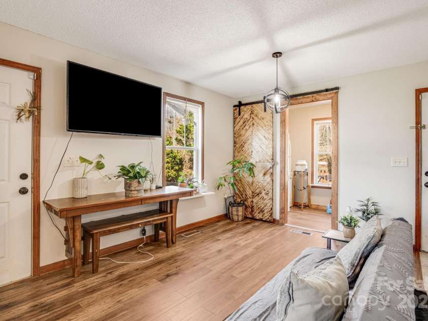 100 Warren Haynes Drive, Asheville, NC 28806.  MLS# CAR4240045, YatesRealty ID 14578. 