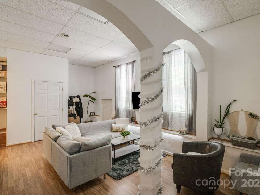 100 Warren Haynes Drive, Asheville, NC 28806.  MLS# CAR4240045, YatesRealty ID 14578. 