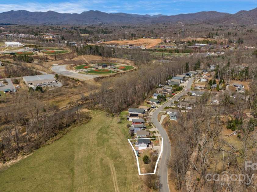 100 Warren Haynes Drive, Asheville, NC 28806.  MLS# CAR4240045, YatesRealty ID 14578. 