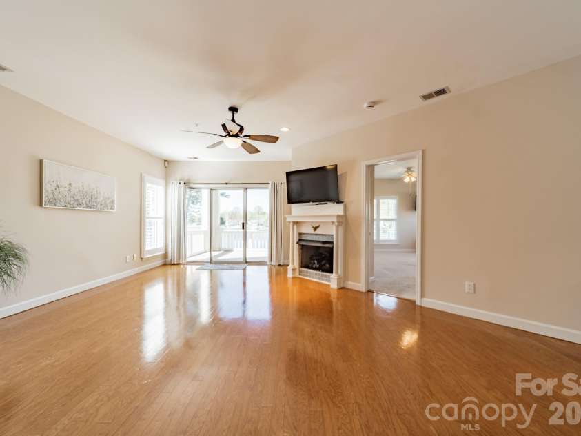 7822 Village Harbor Drive, Cornelius, NC 28031.  MLS# CAR4351828, YatesRealty ID 14578. Main living room space / Great Room