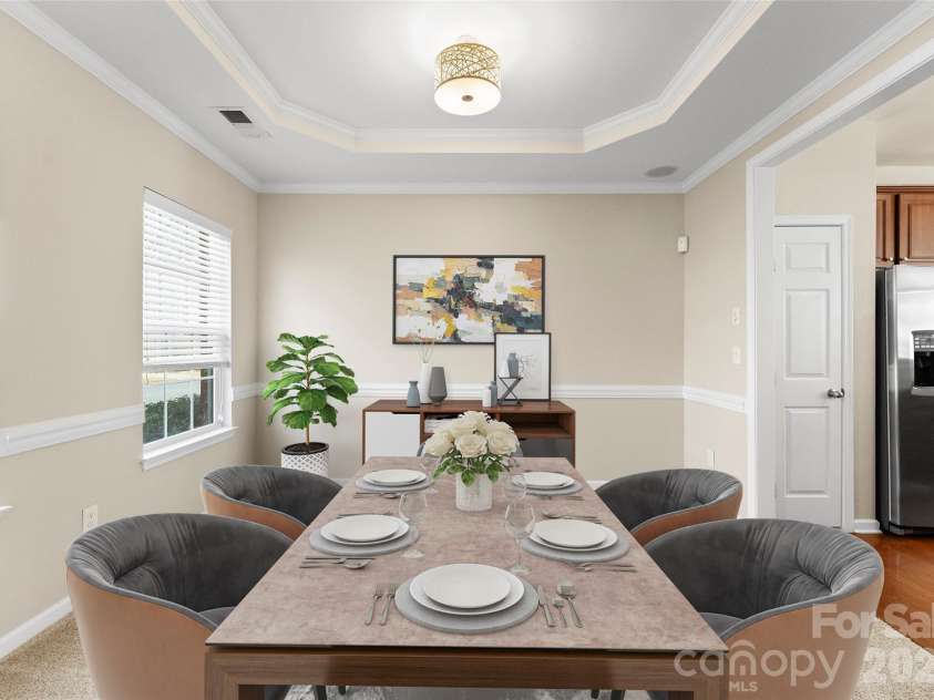 3225 Park South Station Boulevard, Charlotte, NC 28210.  MLS# CAR4355243, YatesRealty ID 14579. 