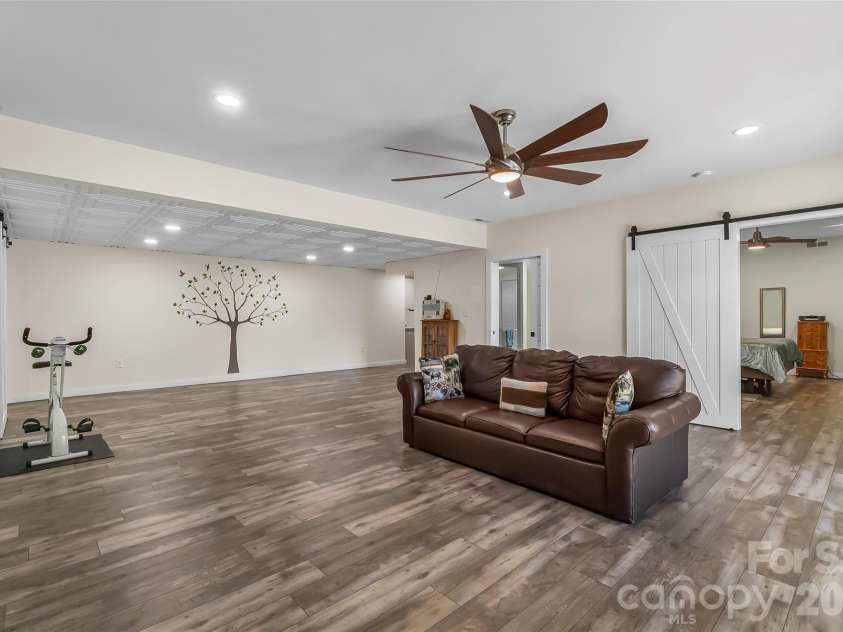 4639 Harbor View Terrace, Morganton, NC 28655.  MLS# CAR4367035, YatesRealty ID 14580. 
