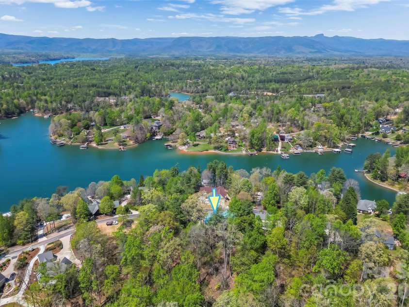 4639 Harbor View Terrace, Morganton, NC 28655.  MLS# CAR4367035, YatesRealty ID 14580. 