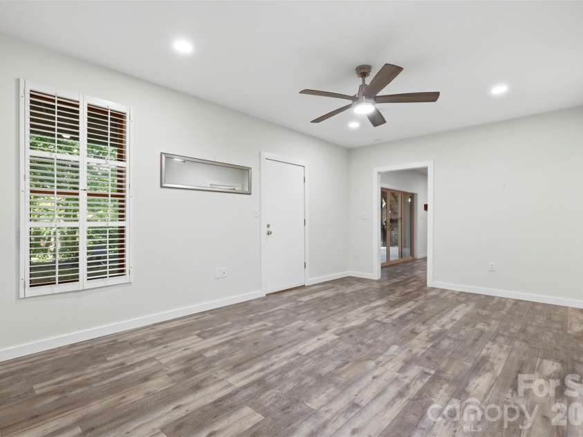 4639 Harbor View Terrace, Morganton, NC 28655.  MLS# CAR4367035, YatesRealty ID 14580. 
