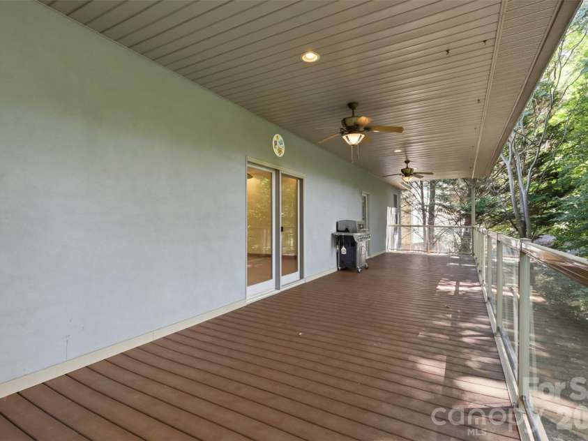 4639 Harbor View Terrace, Morganton, NC 28655.  MLS# CAR4367035, YatesRealty ID 14580. 