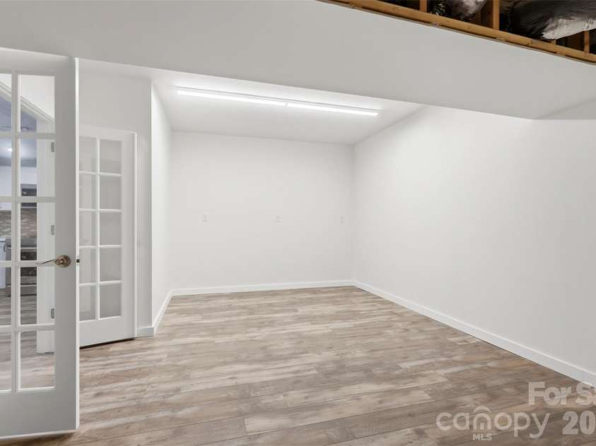 4639 Harbor View Terrace, Morganton, NC 28655.  MLS# CAR4367035, YatesRealty ID 14580. Additional bonus room off kitchen