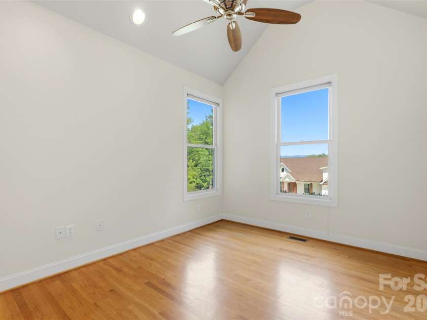 4639 Harbor View Terrace, Morganton, NC 28655.  MLS# CAR4367035, YatesRealty ID 14580. Third bedroom
