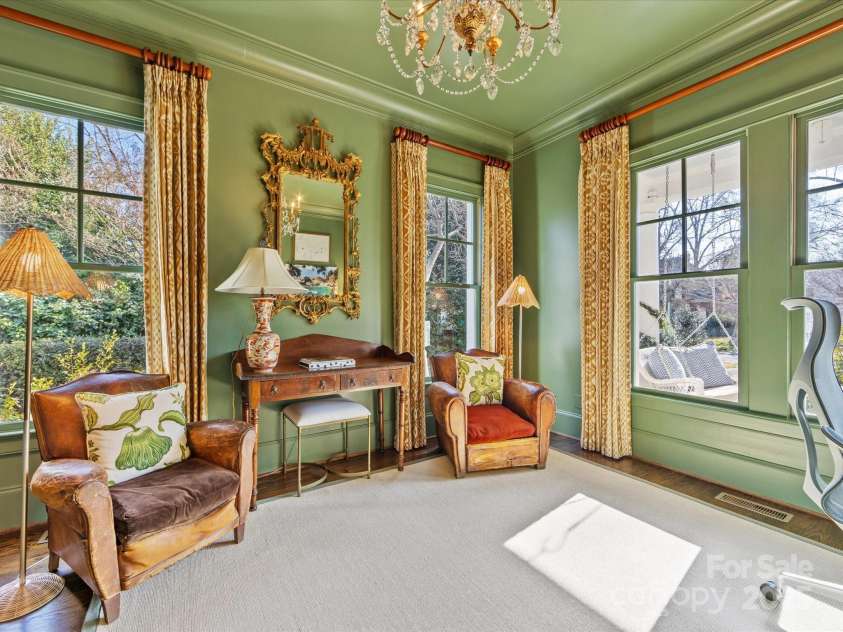 2109 Wellesley Avenue, Charlotte, NC 28207.  MLS# CAR4221210, YatesRealty ID 14582. 