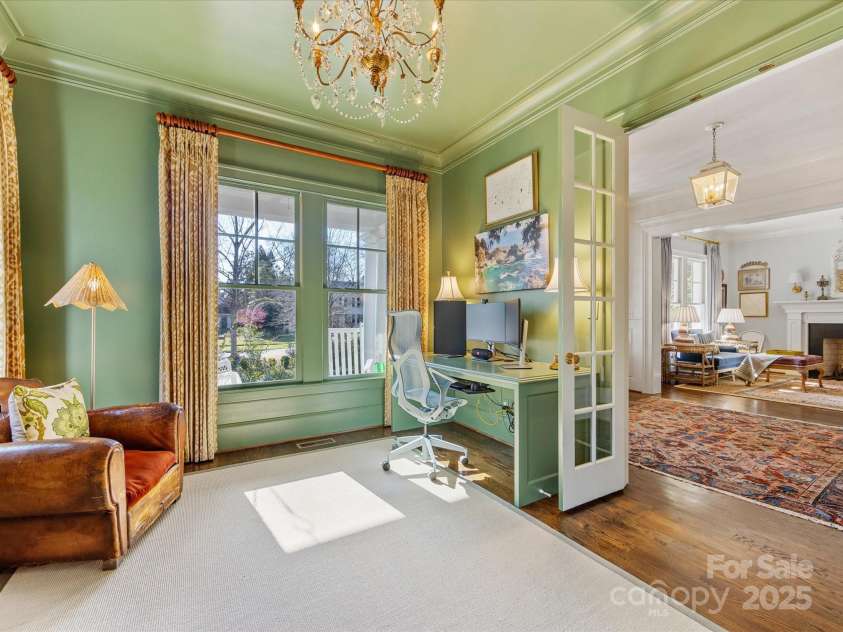 2109 Wellesley Avenue, Charlotte, NC 28207.  MLS# CAR4221210, YatesRealty ID 14582. 