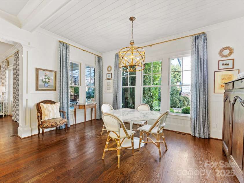 2109 Wellesley Avenue, Charlotte, NC 28207.  MLS# CAR4221210, YatesRealty ID 14582. 