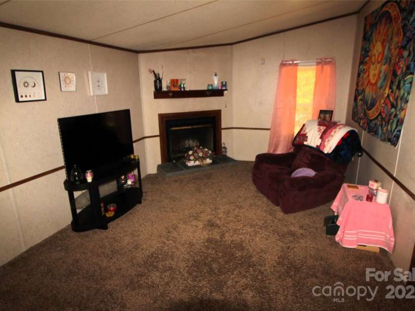 7035 Twin Streams Lane, Clover, SC 29710.  MLS# CAR4297138, YatesRealty ID 14582. 