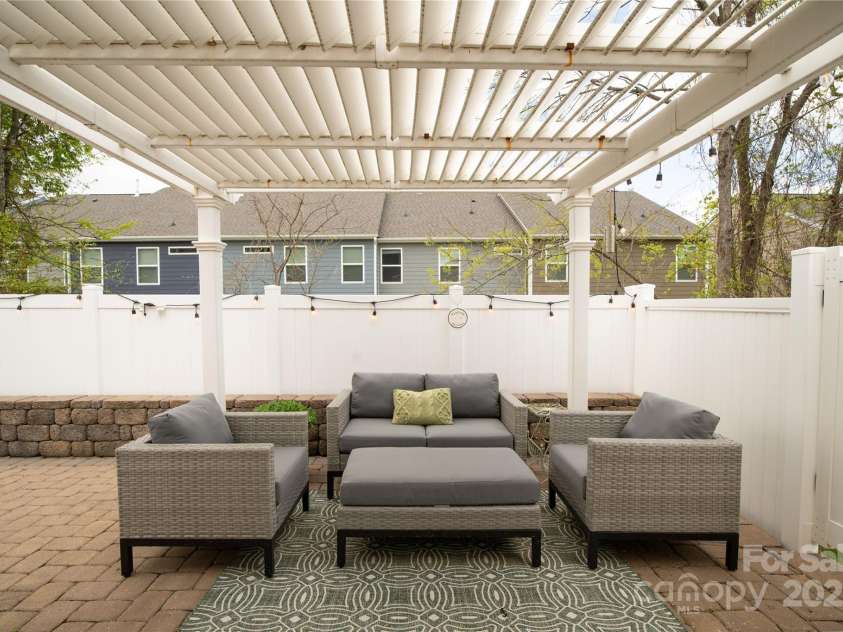 4022 Carl Parmer Drive, Harrisburg, NC 28075.  MLS# CAR4227122, YatesRealty ID 14583. 