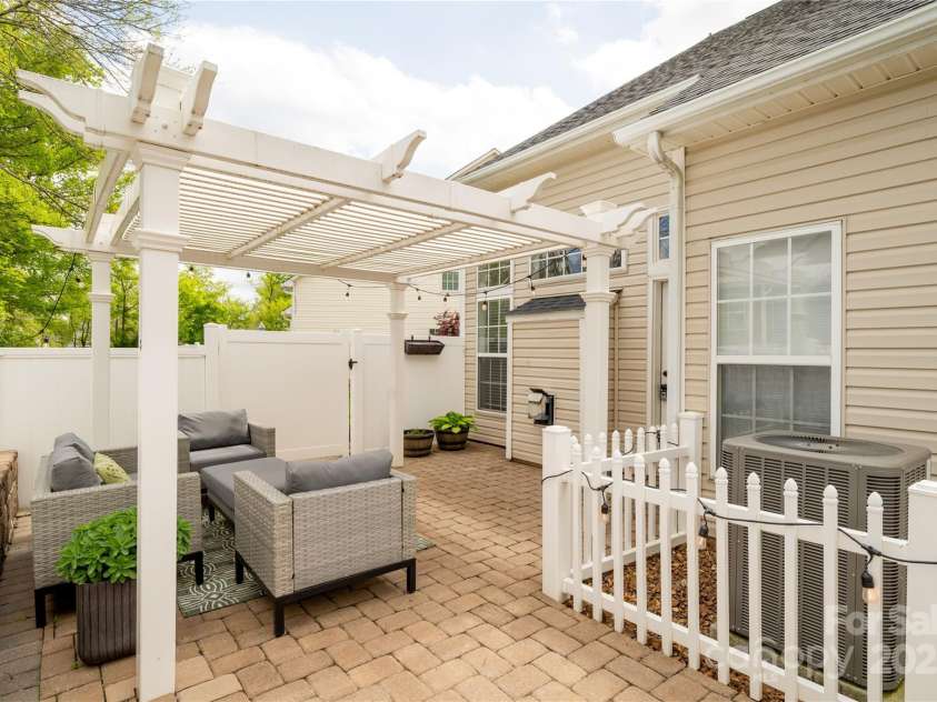 4022 Carl Parmer Drive, Harrisburg, NC 28075.  MLS# CAR4227122, YatesRealty ID 14583. 