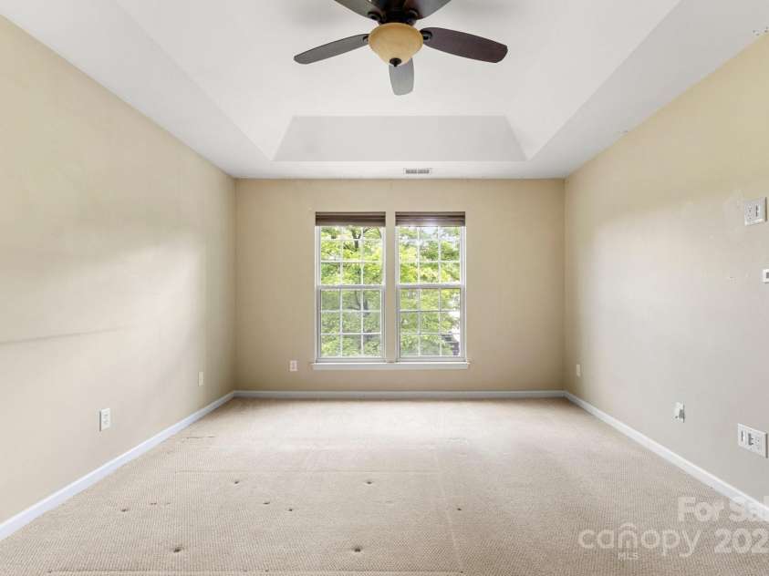 12824 Harvest Time Court, Charlotte, NC 28278.  MLS# CAR4259414, YatesRealty ID 14588. 