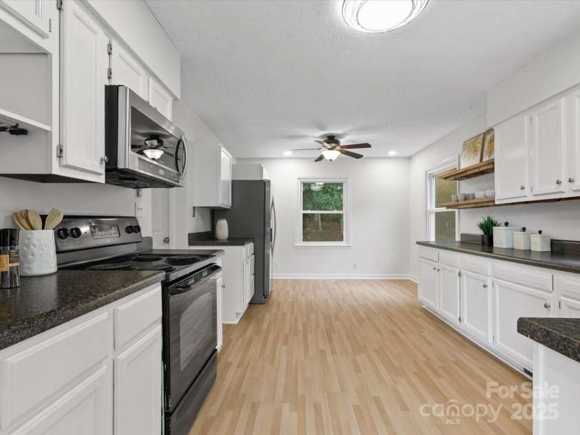 16049 Pago Pago Drive, Fort Mill, SC 29708.  MLS# CAR4251912, YatesRealty ID 14589. 