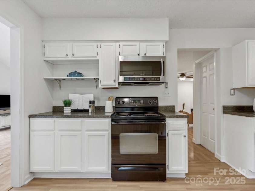 16049 Pago Pago Drive, Fort Mill, SC 29708.  MLS# CAR4251912, YatesRealty ID 14589. 