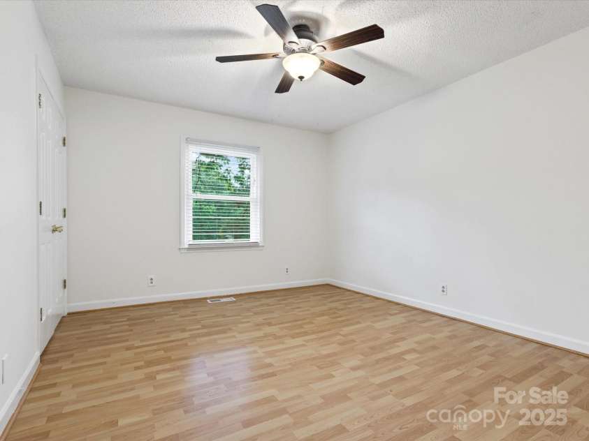16049 Pago Pago Drive, Fort Mill, SC 29708.  MLS# CAR4251912, YatesRealty ID 14589. 