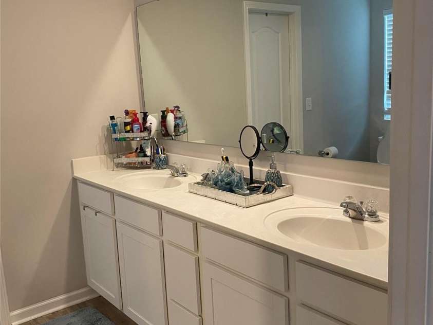 110 Silver Oak Circle, Rockwell, NC 28138.  MLS# CAR4123200, YatesRealty ID 1459. Primary Bathroom