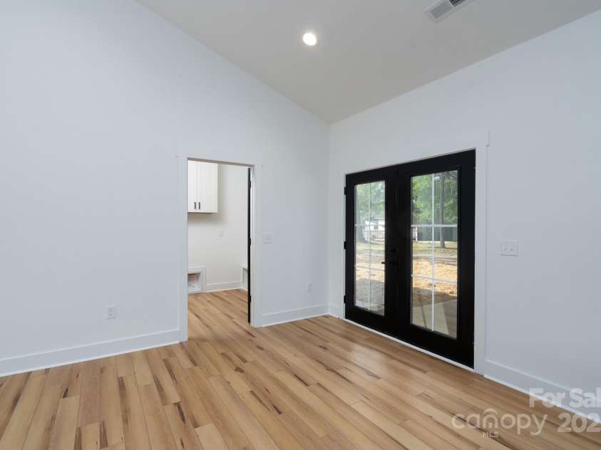 315 Hoke Street, Landis, NC 28088.  MLS# CAR4259247, YatesRealty ID 14593. 