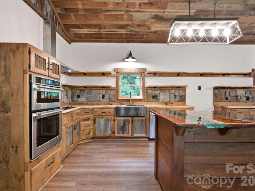 486 Hunter-Lysik Way, Laurel Springs, NC 28644.  MLS# CAR4325096, YatesRealty ID 14597. 