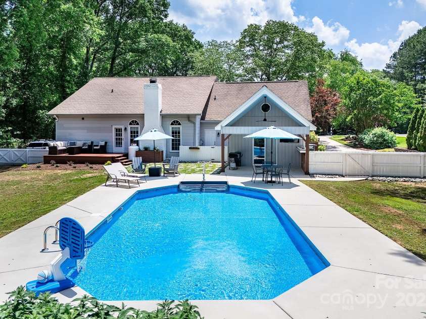 105 Chippewa Trail, China Grove, NC 28023.  MLS# CAR4255896, YatesRealty ID 14598. 