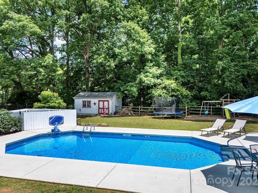 105 Chippewa Trail, China Grove, NC 28023.  MLS# CAR4255896, YatesRealty ID 14598. 