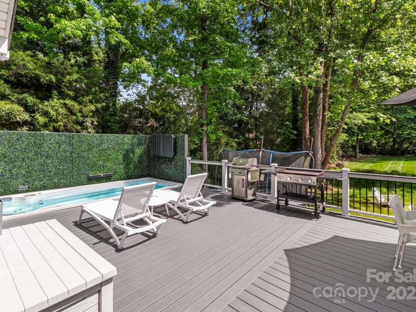 2213 Normandin Court, Charlotte, NC 28216.  MLS# CAR4257308, YatesRealty ID 14599. 