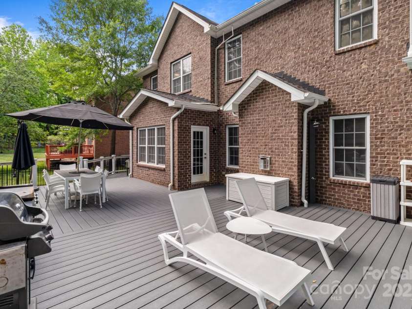 2213 Normandin Court, Charlotte, NC 28216.  MLS# CAR4257308, YatesRealty ID 14599. 