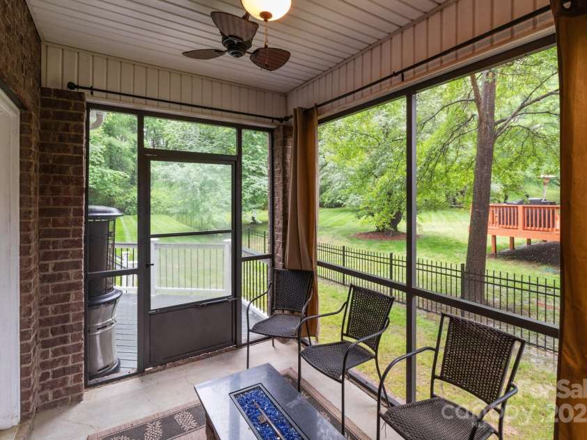 2213 Normandin Court, Charlotte, NC 28216.  MLS# CAR4257308, YatesRealty ID 14599. 